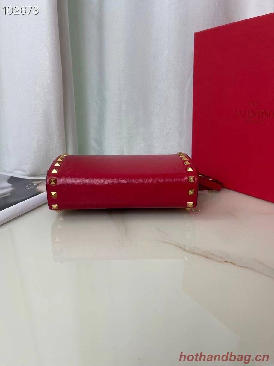 VALENTINO GARAVANI Rockstud Alcove Grain calf shoulder bag V0189 red VALENTINO GARAVANI Rockstud Alcove Grain calf shoulder bag V0189 red