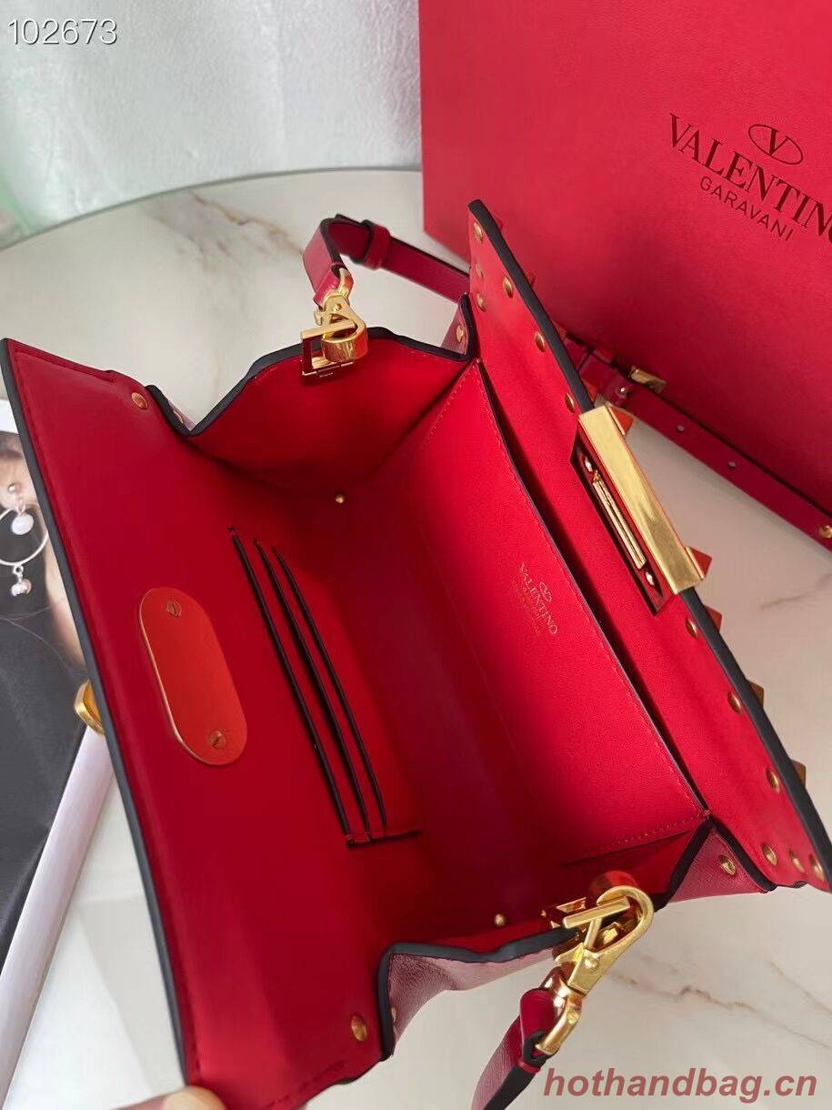 VALENTINO GARAVANI Rockstud Alcove Grain calf shoulder bag V0189 red VALENTINO GARAVANI Rockstud Alcove Grain calf shoulder bag V0189 red