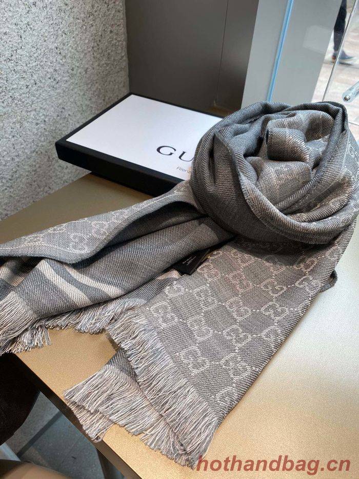 Gucci Scarf G00121 Gucci Scarf G00121