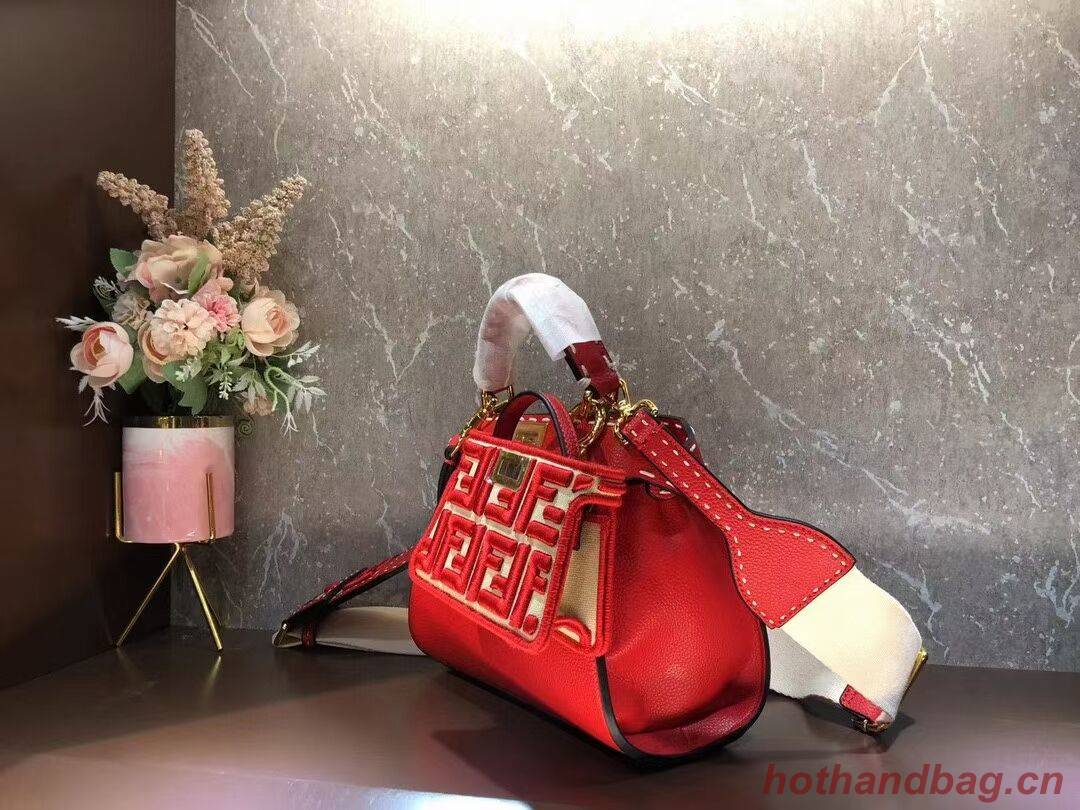Fendi Peekaboo ISeeU Small leather bag F8636 RED Fendi Peekaboo ISeeU Small leather bag F8636 RED