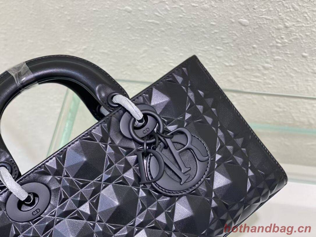 MEDIUM LADY DIOR BAG Cannage Lambskin C2811 black