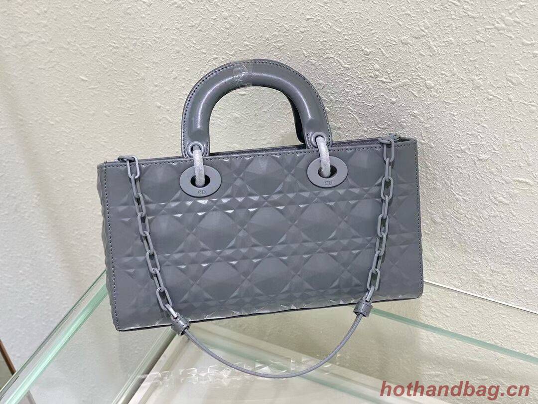 MEDIUM LADY DIOR BAG Cannage Lambskin C2811 gray MEDIUM LADY DIOR BAG Cannage Lambskin C2811 gray