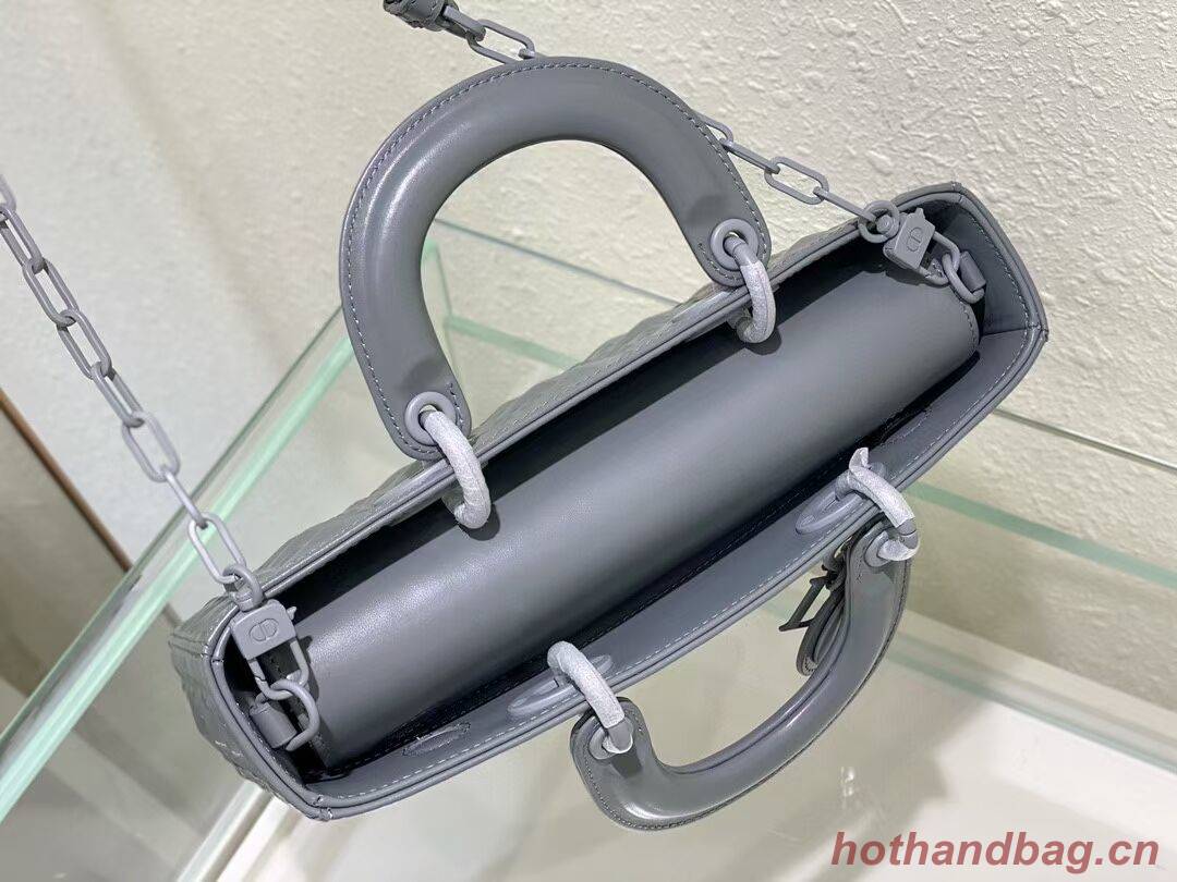 MEDIUM LADY DIOR BAG Cannage Lambskin C2811 gray MEDIUM LADY DIOR BAG Cannage Lambskin C2811 gray