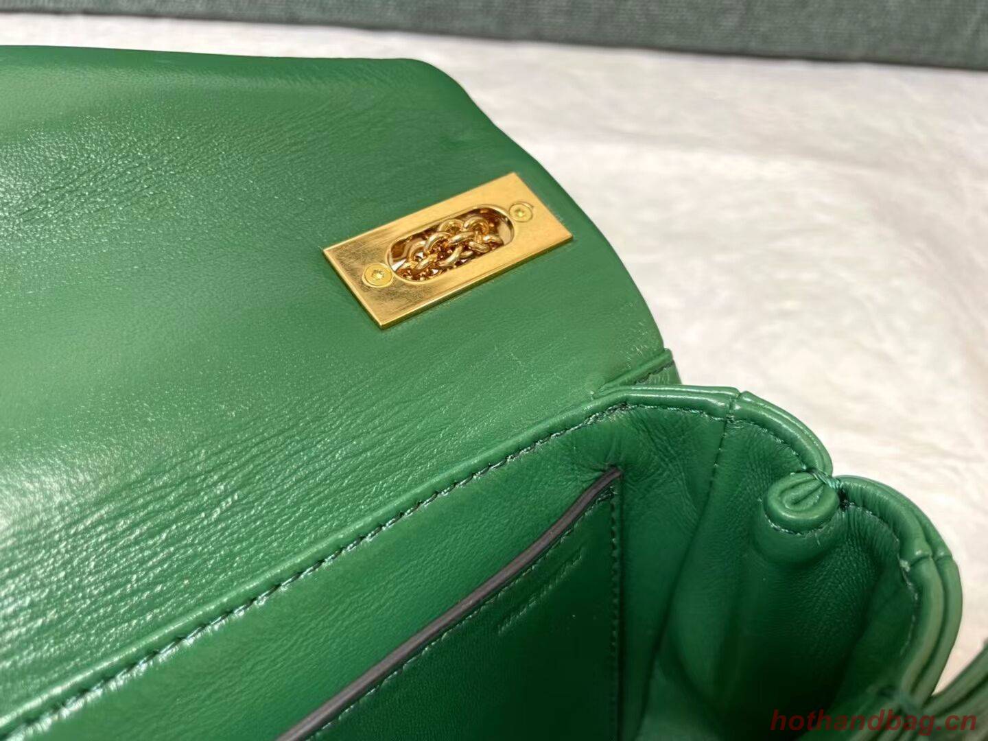 VALENTINO GARAVANI One Stud Sheepskin Shoulder Bag XW0B0K21 green VALENTINO GARAVANI One Stud Sheepskin Shoulder Bag XW0B0K21 green