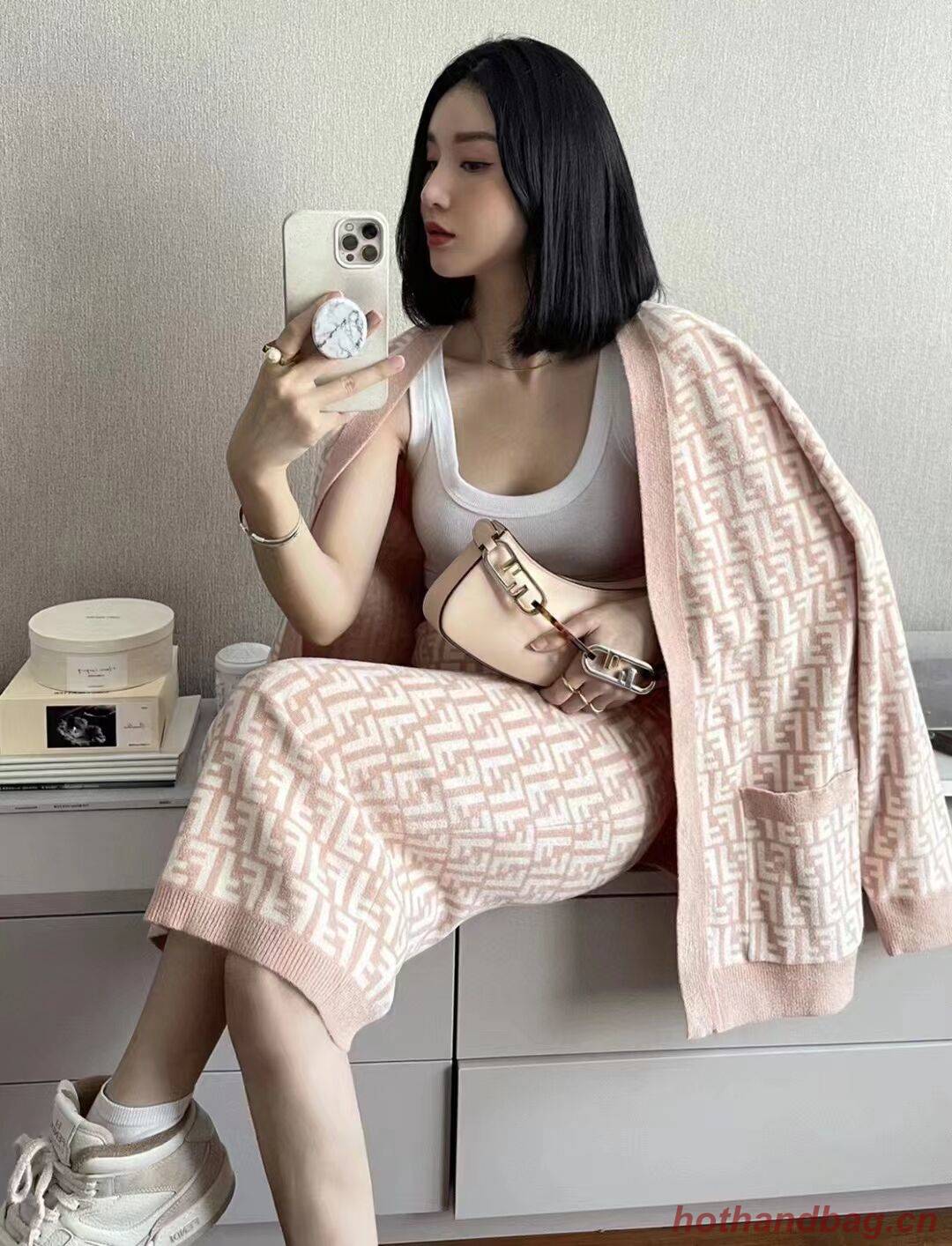 Fendi FF glazed fabric bag with inlay Baguette F0705 gray Fendi FF glazed fabric bag with inlay Baguette F0705 gray