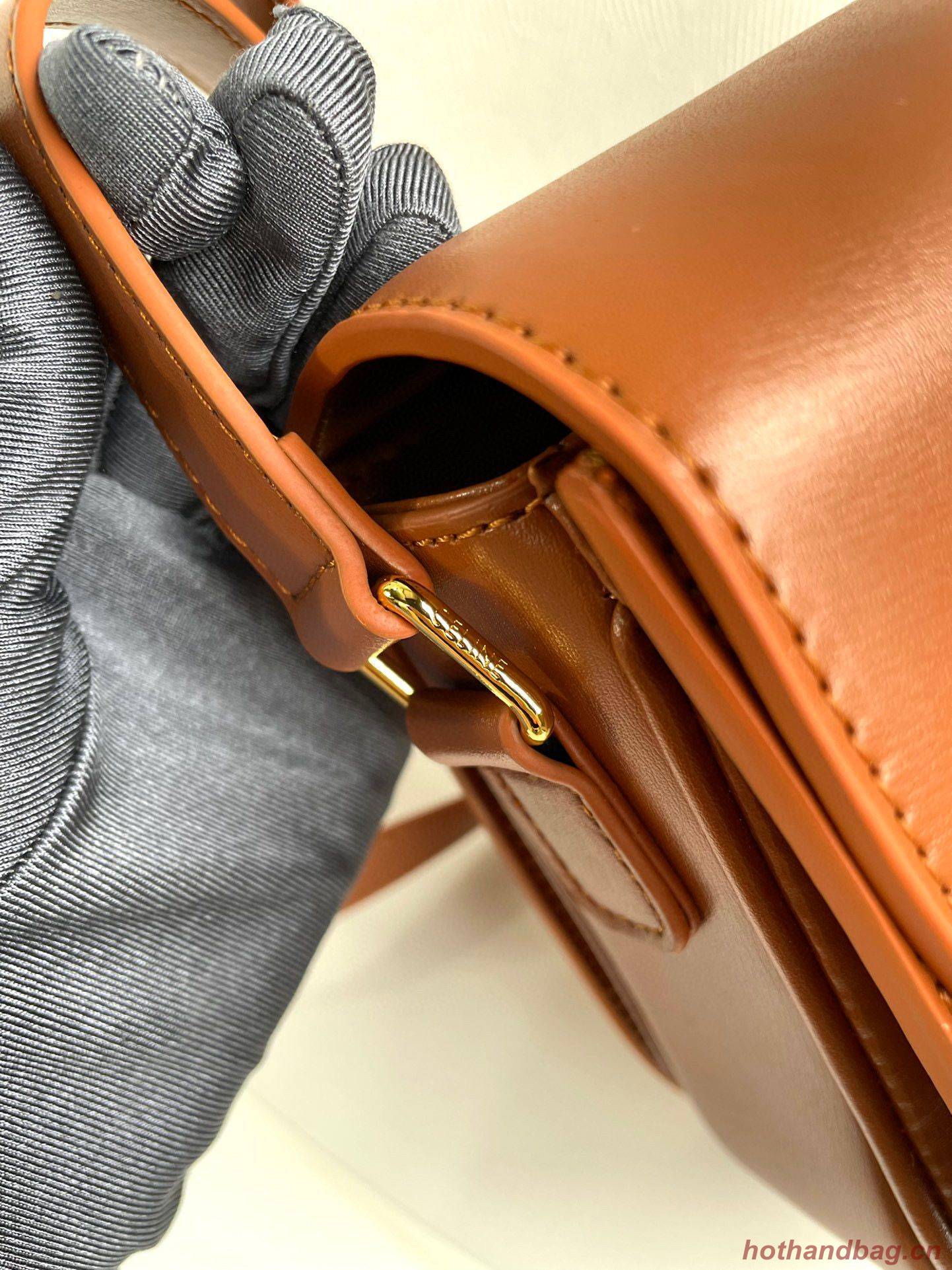 Celine TEEN TRIOMPHE BAG CALFSKIN MINERAL C8006 Brown Celine TEEN TRIOMPHE BAG CALFSKIN MINERAL C8006 Brown