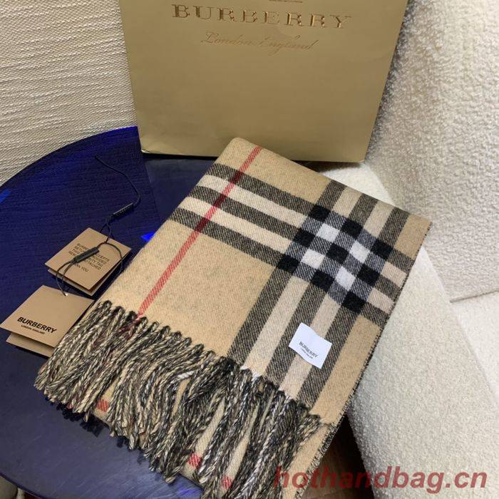 Burberry Scarf BBC00031 Burberry Scarf BBC00031