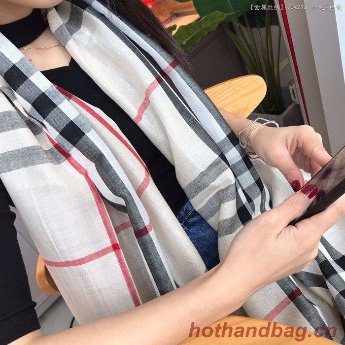 Burberry Scarf BBC00048 Burberry Scarf BBC00048