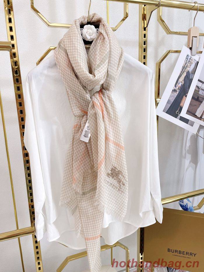 Burberry Scarf BBC00075 Burberry Scarf BBC00075