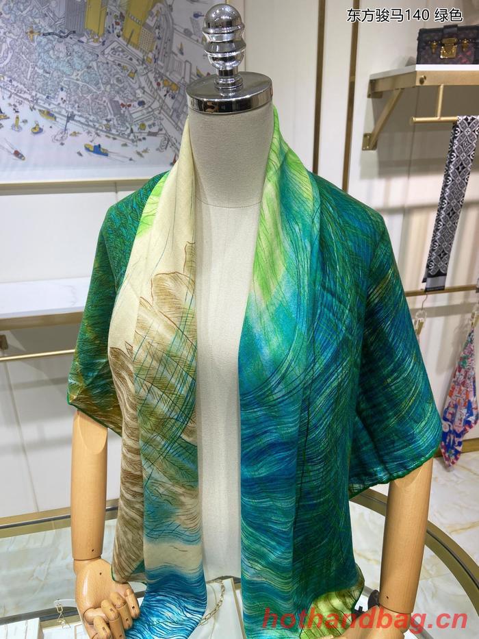 Hermes Scarf HEC00400 Hermes Scarf HEC00400