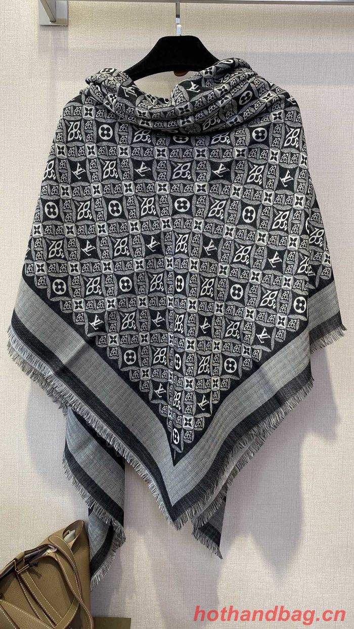 Louis Vuitton Scarf LVC00347