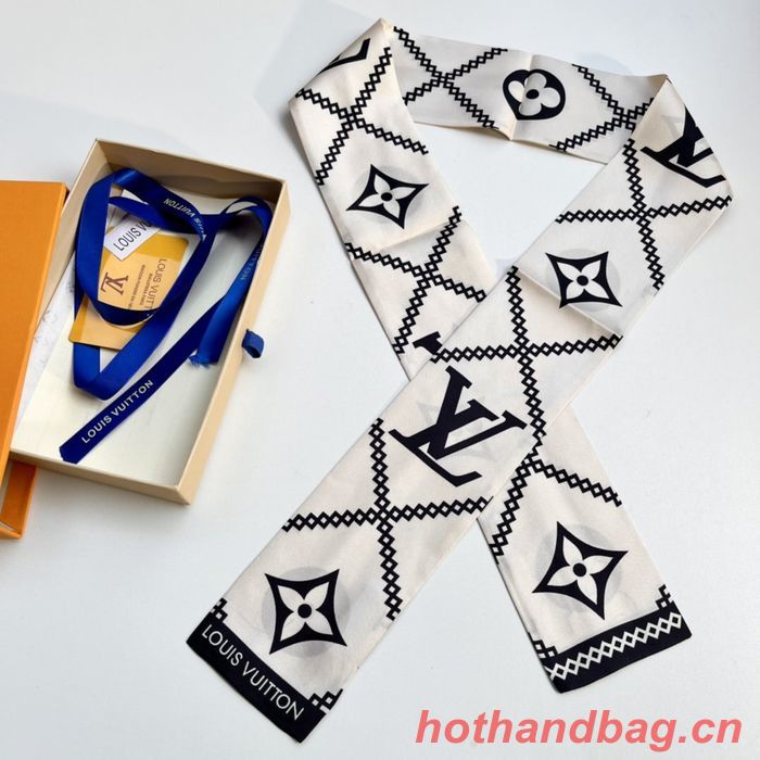 Louis Vuitton Scarf LVC00364