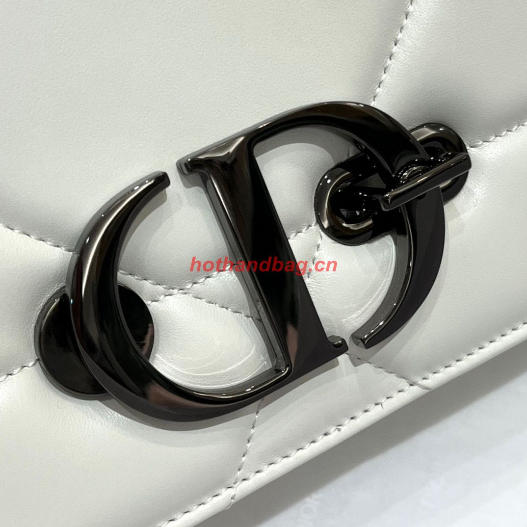 DIOR 30 MONTAIGNE POUCH WITH SHOULDER STRAP AND HANDLE S32698 WHITE DIOR 30 MONTAIGNE POUCH WITH SHOULDER STRAP AND HANDLE S32698 WHITE