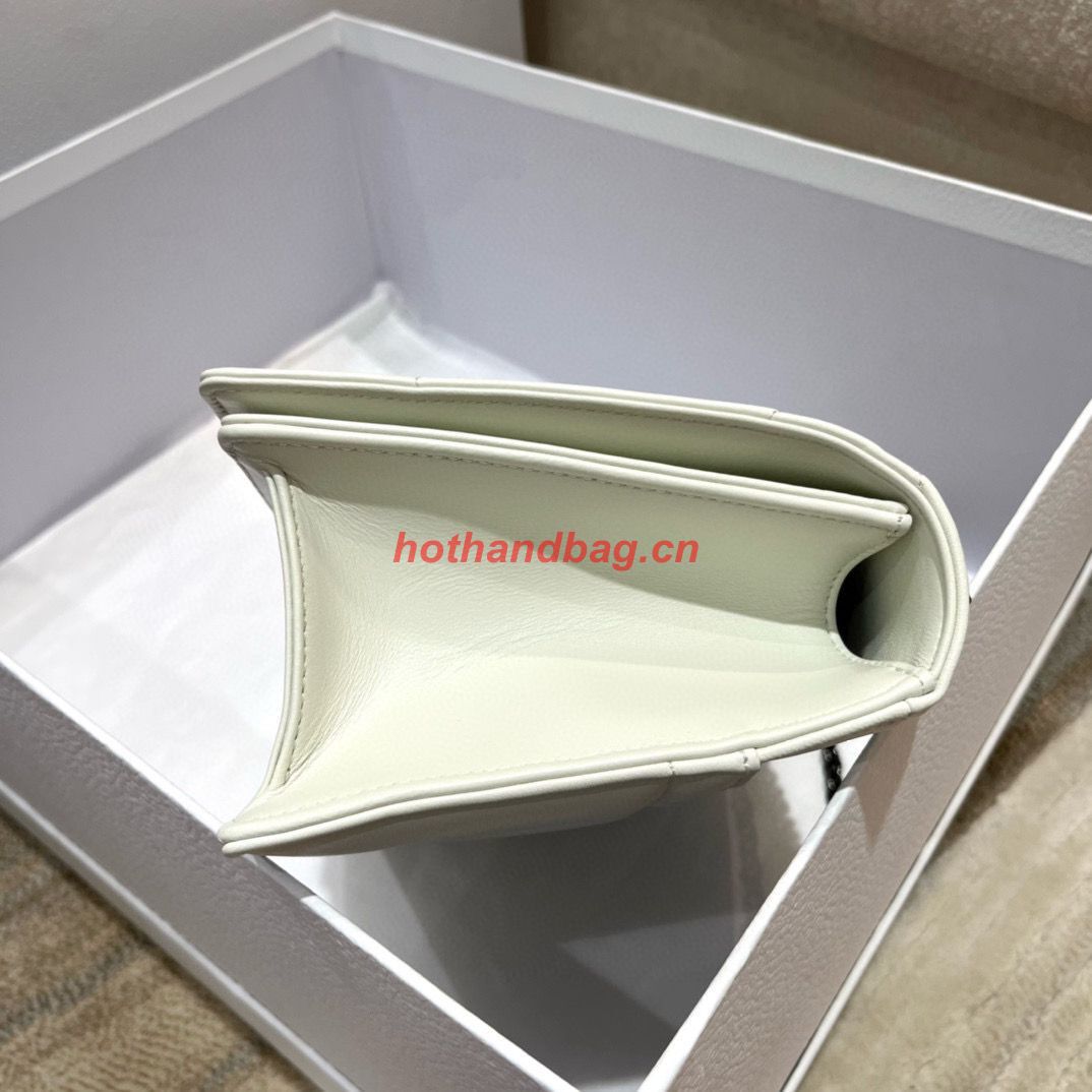 DIOR 30 MONTAIGNE POUCH WITH SHOULDER STRAP AND HANDLE S32698 WHITE DIOR 30 MONTAIGNE POUCH WITH SHOULDER STRAP AND HANDLE S32698 WHITE