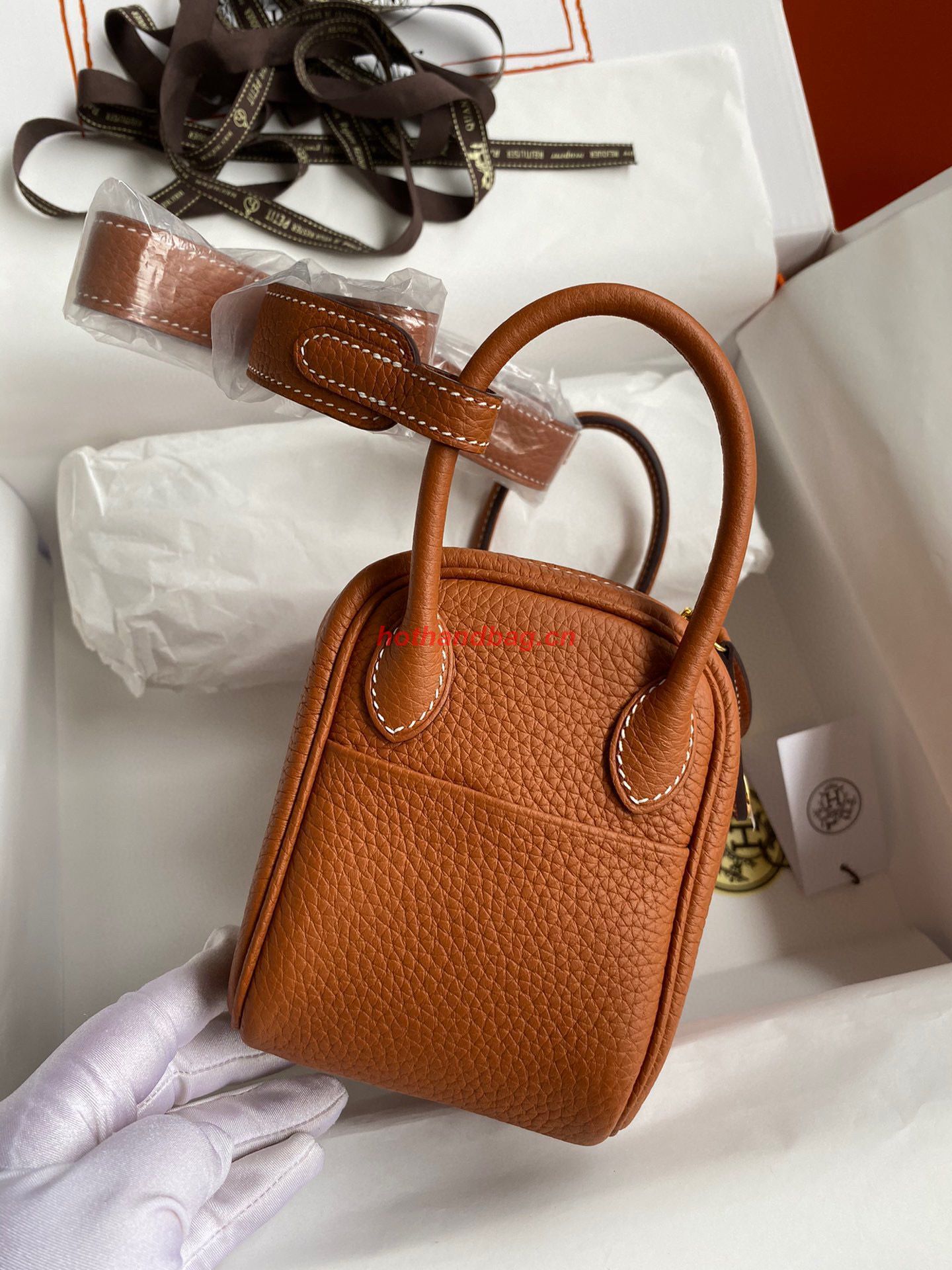 Hermes mini Lindy Original Togo Leather Bag OLD19 brown Hermes mini Lindy Original Togo Leather Bag OLD19 brown