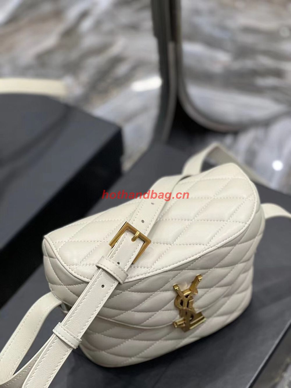 SAINT LAUREN JUNE BOX BAG IN QUILTED LAMBSKIN 7100801 cream SAINT LAUREN JUNE BOX BAG IN QUILTED LAMBSKIN 7100801 cream