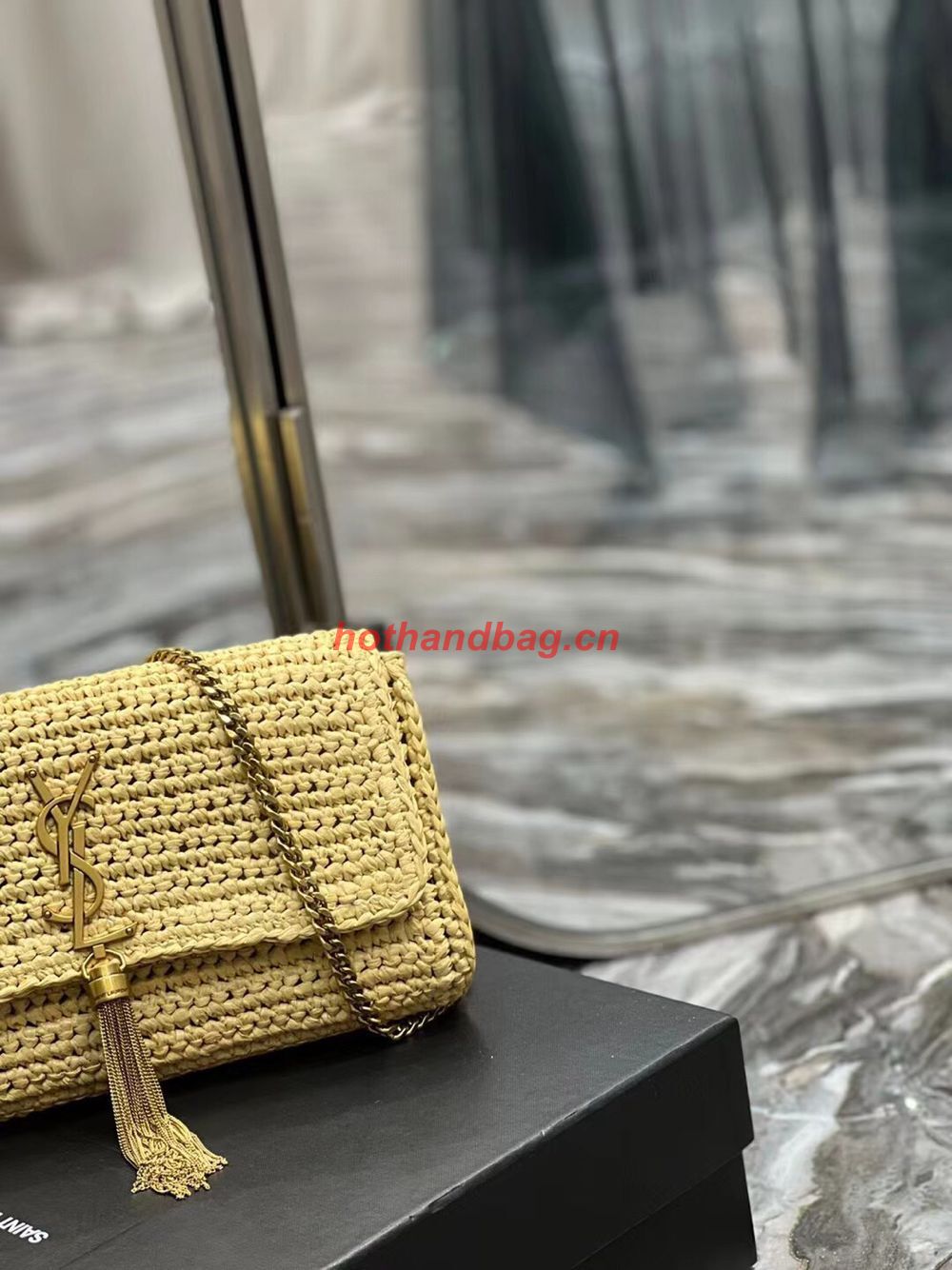 SAINT LAUREN KATE 99 CHAIN BAG WITH TASSEL IN RAFFIA Y664276 apricot SAINT LAUREN KATE 99 CHAIN BAG WITH TASSEL IN RAFFIA Y664276 apricot