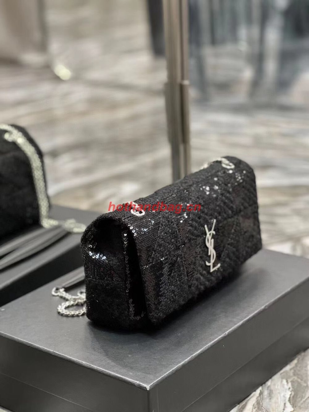 SAINT LAURENT JAMIE MEDIUM CHAIN BAG CARRE RIVE GAUCHE IN SEQUINS AND SEQUINED TWEED 515821 BLACK SAINT LAURENT JAMIE MEDIUM CHAIN BAG CARRE RIVE GAUCHE IN SEQUINS AND SEQUINED TWEED 515821 BLACK