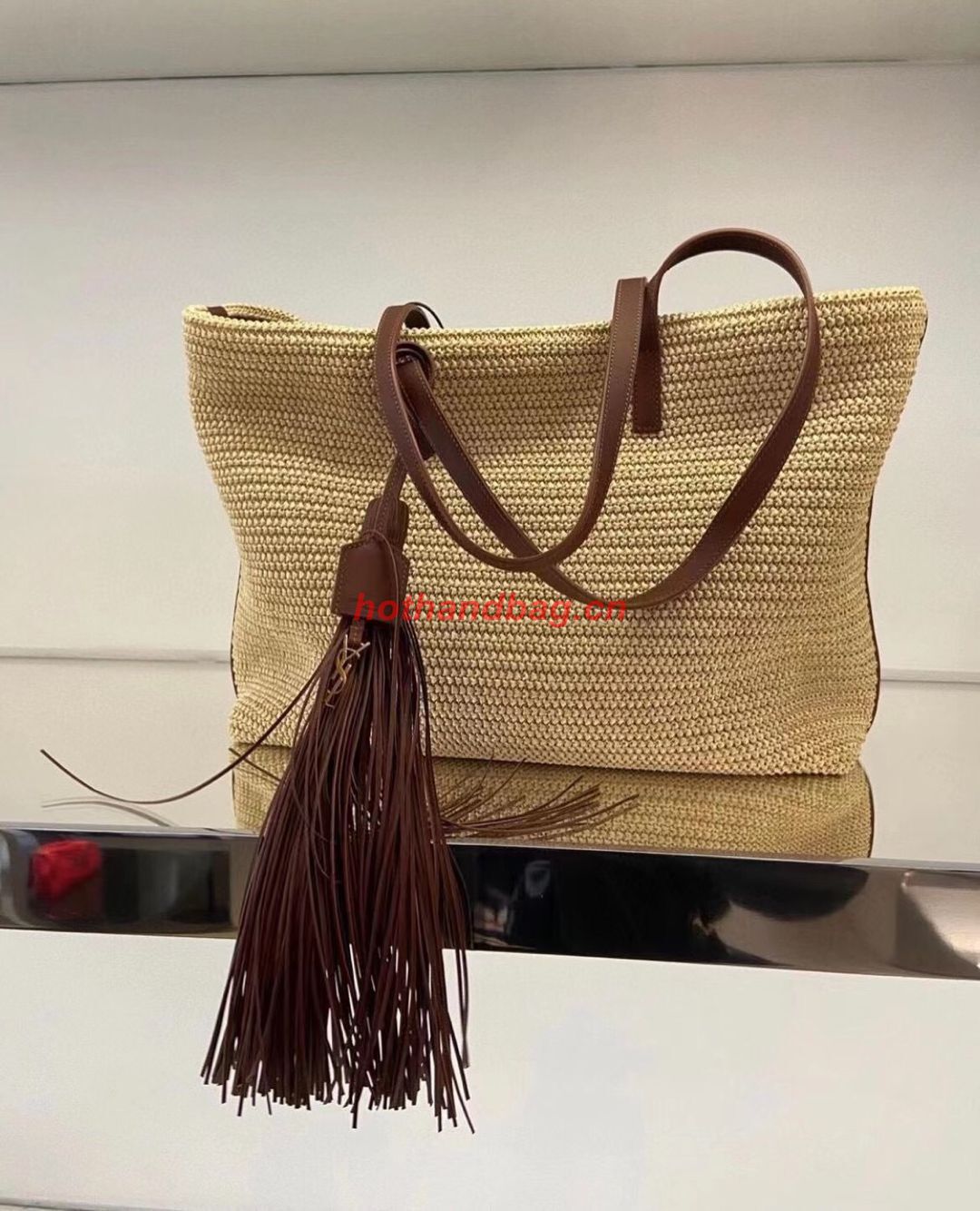 SAINT LAURENT PANIER MEDIUM BAG IN RAFFIA Y811502 TAUPE SAINT LAURENT PANIER MEDIUM BAG IN RAFFIA Y811502 TAUPE