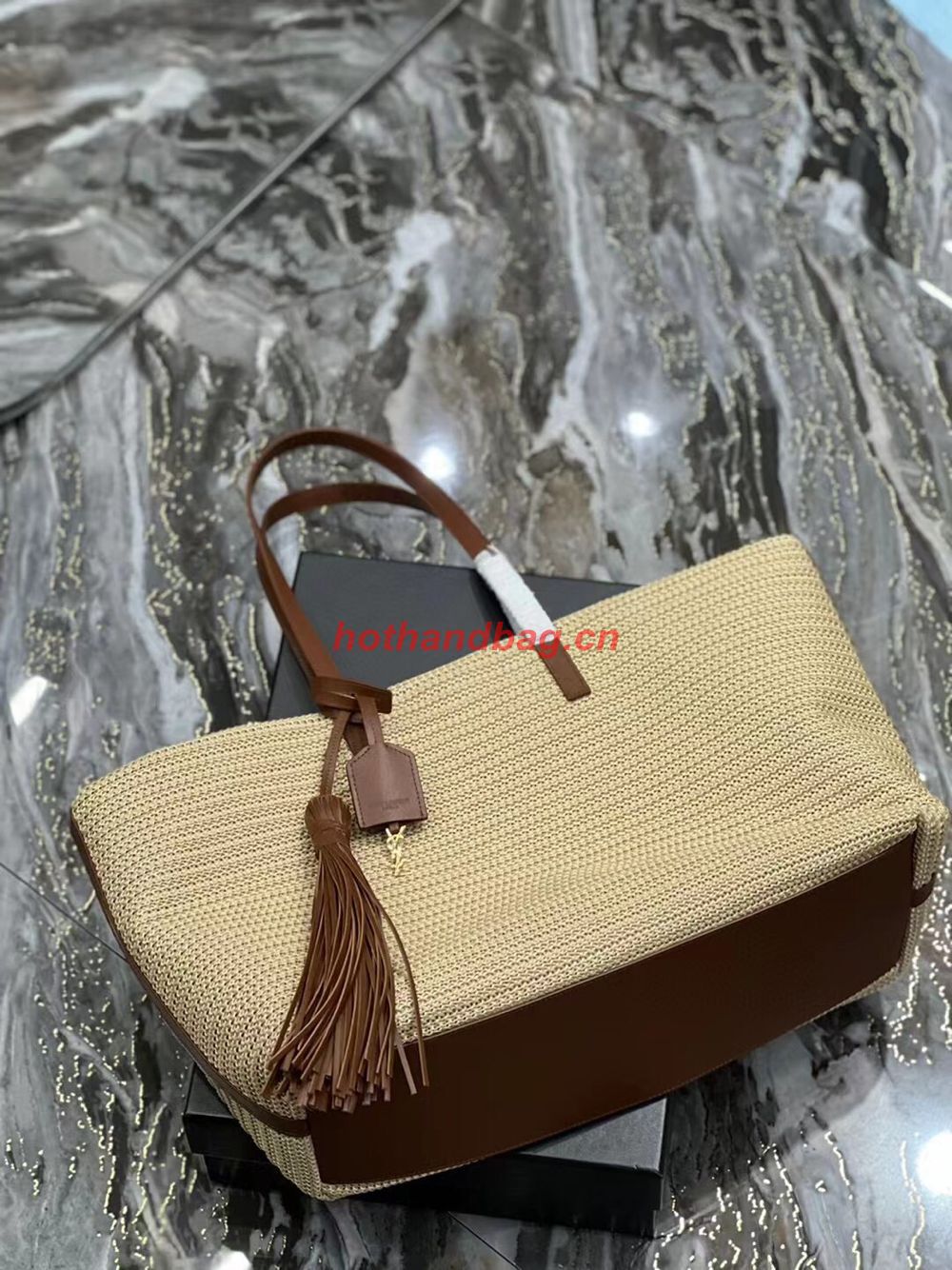 SAINT LAURENT PANIER MEDIUM BAG IN RAFFIA Y811502 TAUPE SAINT LAURENT PANIER MEDIUM BAG IN RAFFIA Y811502 TAUPE