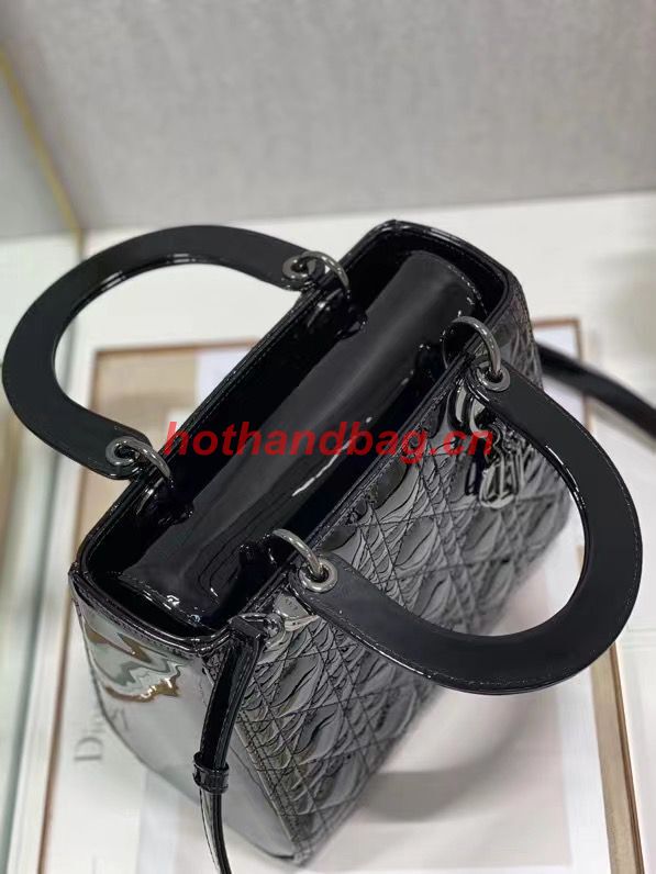 MEDIUM LADY DIOR BAG Black Patent Cannage Calfskin M0565OW Black-Tone MEDIUM LADY DIOR BAG Black Patent Cannage Calfskin M0565OW Black-Tone