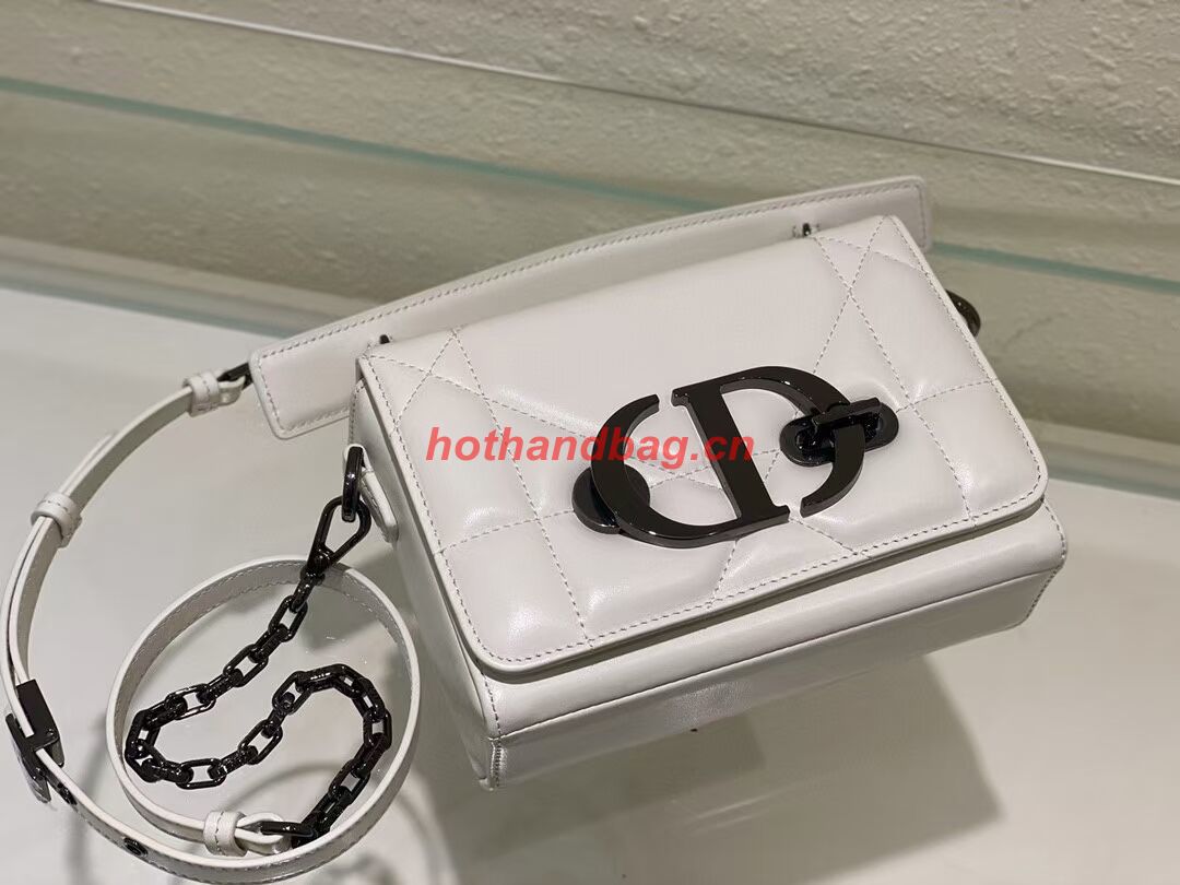 DIOR 30 MONTAIGNE BOX BAG WITH HANDLE Latte Maxicannage Lambskin M9218B WHITE DIOR 30 MONTAIGNE BOX BAG WITH HANDLE Latte Maxicannage Lambskin M9218B WHITE