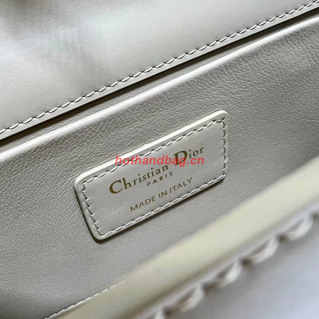 DIOR 30 MONTAIGNE EAST-WEST BAG WITH CHAIN Calfskin M9334 Hazelnut DIOR 30 MONTAIGNE EAST-WEST BAG WITH CHAIN Calfskin M9334 Hazelnut