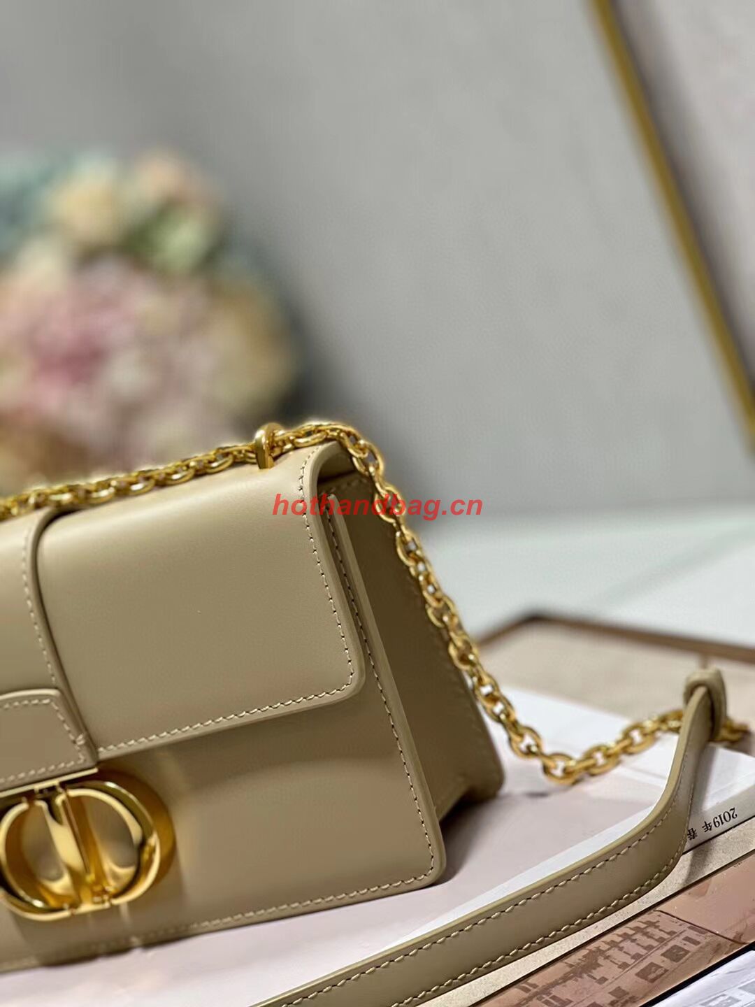 DIOR 30 MONTAIGNE EAST-WEST BAG WITH CHAIN Calfskin M9334 Hazelnut DIOR 30 MONTAIGNE EAST-WEST BAG WITH CHAIN Calfskin M9334 Hazelnut