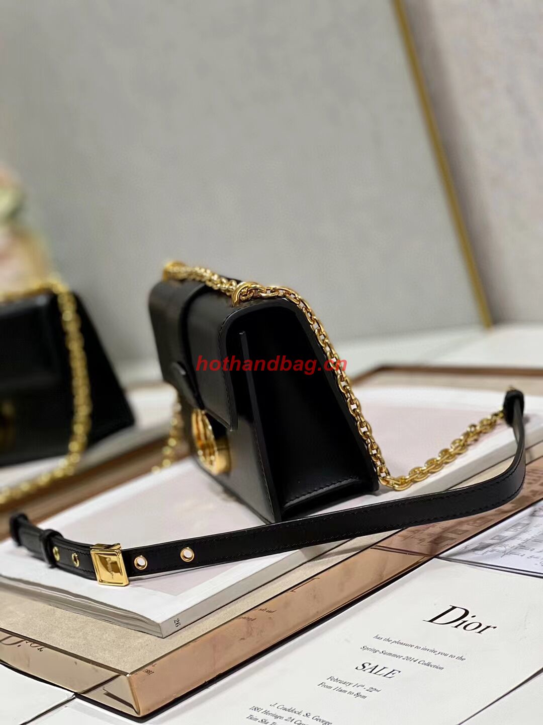 DIOR 30 MONTAIGNE EAST-WEST BAG WITH CHAIN Calfskin M9334 black DIOR 30 MONTAIGNE EAST-WEST BAG WITH CHAIN Calfskin M9334 black