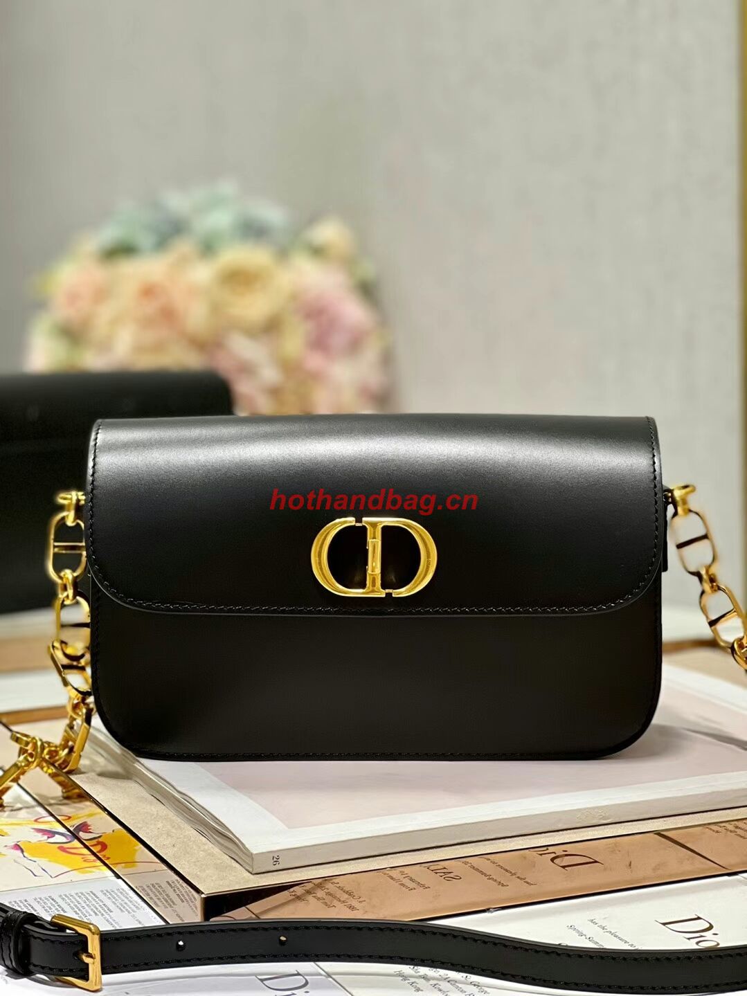 Dior 30 MONTAIGNE AVENUE BAG Dusty Box Calfskin M9260 BLACK Dior 30 MONTAIGNE AVENUE BAG Dusty Box Calfskin M9260 BLACK