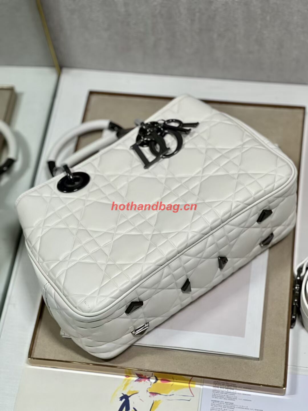 LADY DIOR TOP HANDLE MEDIUM BAG Latte Cannage Lambskin C9226 WHITE&BLACK LADY DIOR TOP HANDLE MEDIUM BAG Latte Cannage Lambskin C9226 WHITE&BLACK