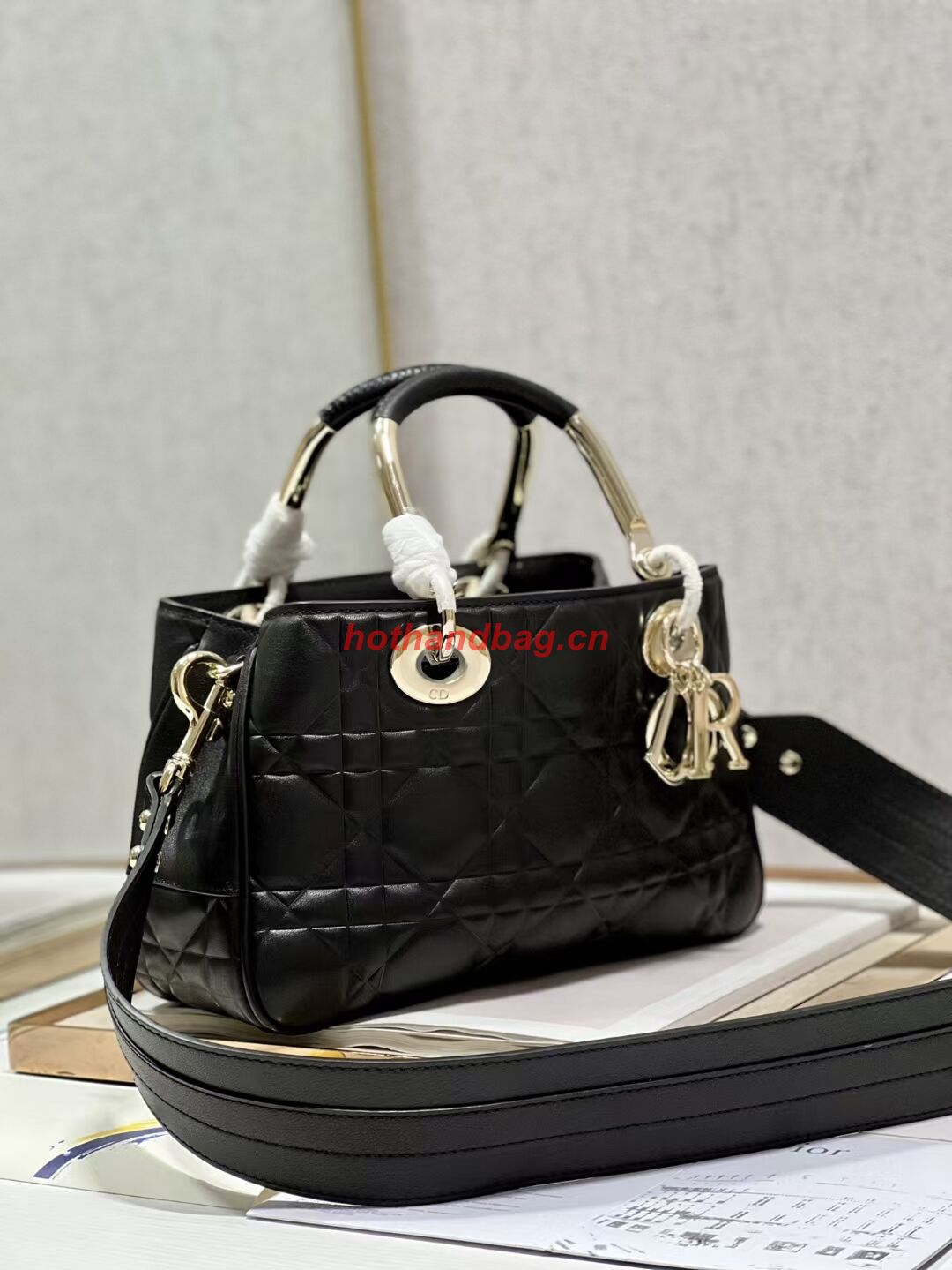 LADY DIOR TOP HANDLE MEDIUM BAG Cannage Lambskin C9227 BLACK&GOLD LADY DIOR TOP HANDLE MEDIUM BAG Cannage Lambskin C9227 BLACK&GOLD