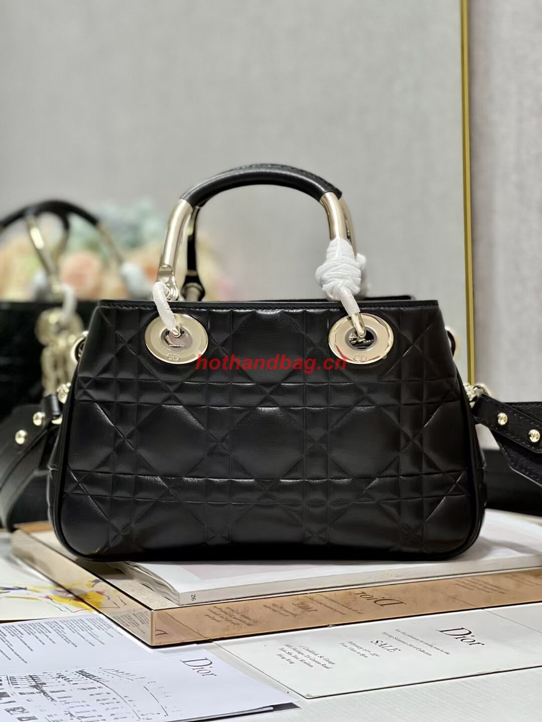 LADY DIOR TOP HANDLE MEDIUM BAG Cannage Lambskin C9227 BLACK&GOLD LADY DIOR TOP HANDLE MEDIUM BAG Cannage Lambskin C9227 BLACK&GOLD