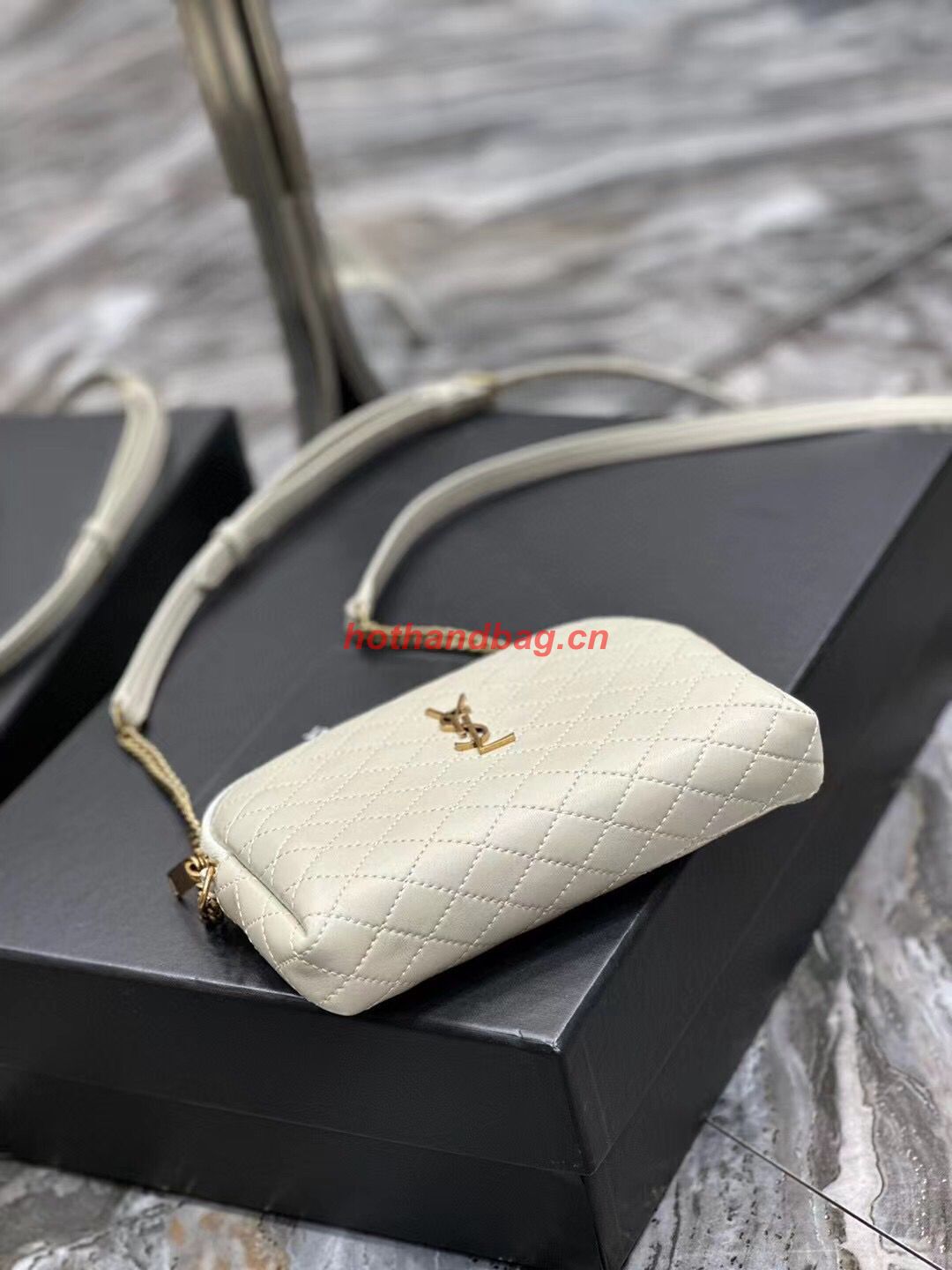 SAINT LAUREN GABY ZIPPED POUCH IN QUILTED LAMBSKIN 7336671 BLANC VINTAGE SAINT LAUREN GABY ZIPPED POUCH IN QUILTED LAMBSKIN 7336671 BLANC VINTAGE