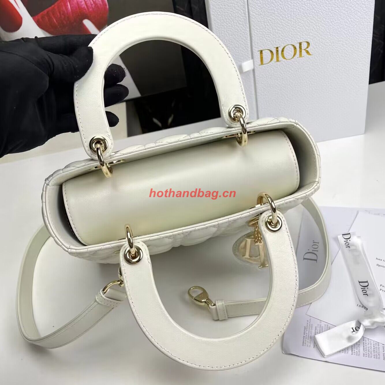 MEDIUM LADY DIOR BAG Cannage Lambskin M0565E off white&gold MEDIUM LADY DIOR BAG Cannage Lambskin M0565E off white&gold