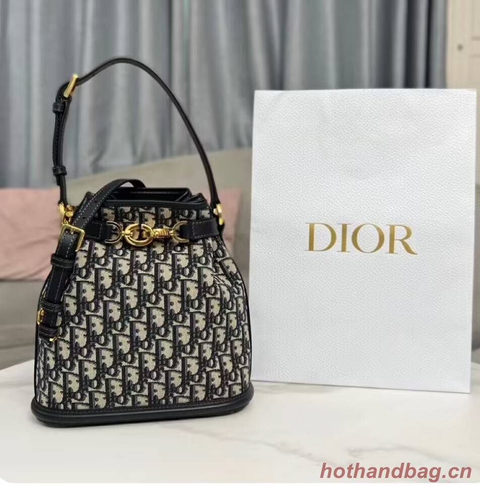MEDIUM CEST DIOR BAG Blue Dior Oblique Jacquard M2271UTZQ MEDIUM CEST DIOR BAG Blue Dior Oblique Jacquard M2271UTZQ