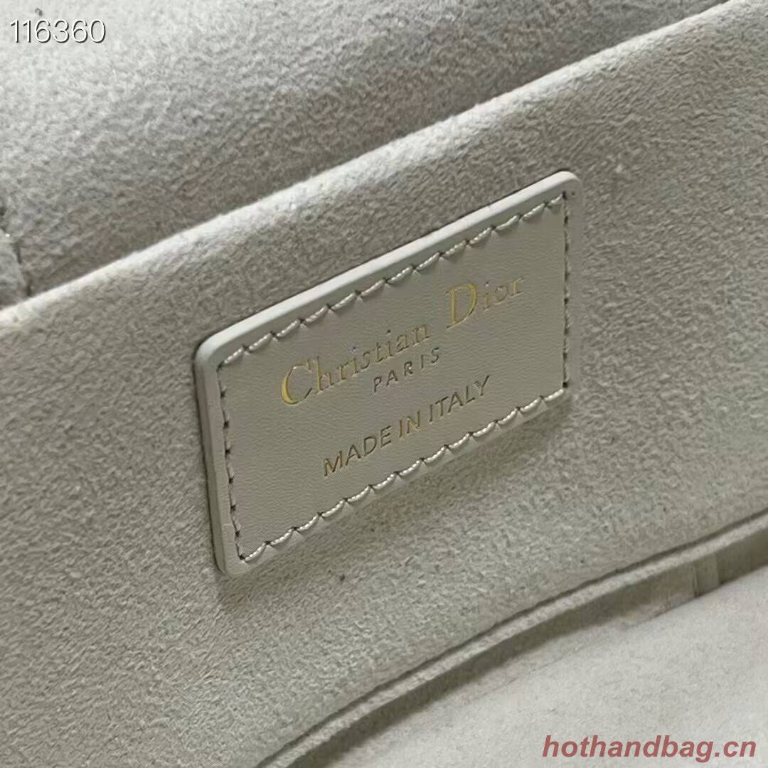 SMALL CD SIGNATURE VANITY CASE Calfskin with Embossed CD Signature S2203UTZQ Latte SMALL CD SIGNATURE VANITY CASE Calfskin with Embossed CD Signature S2203UTZQ Latte