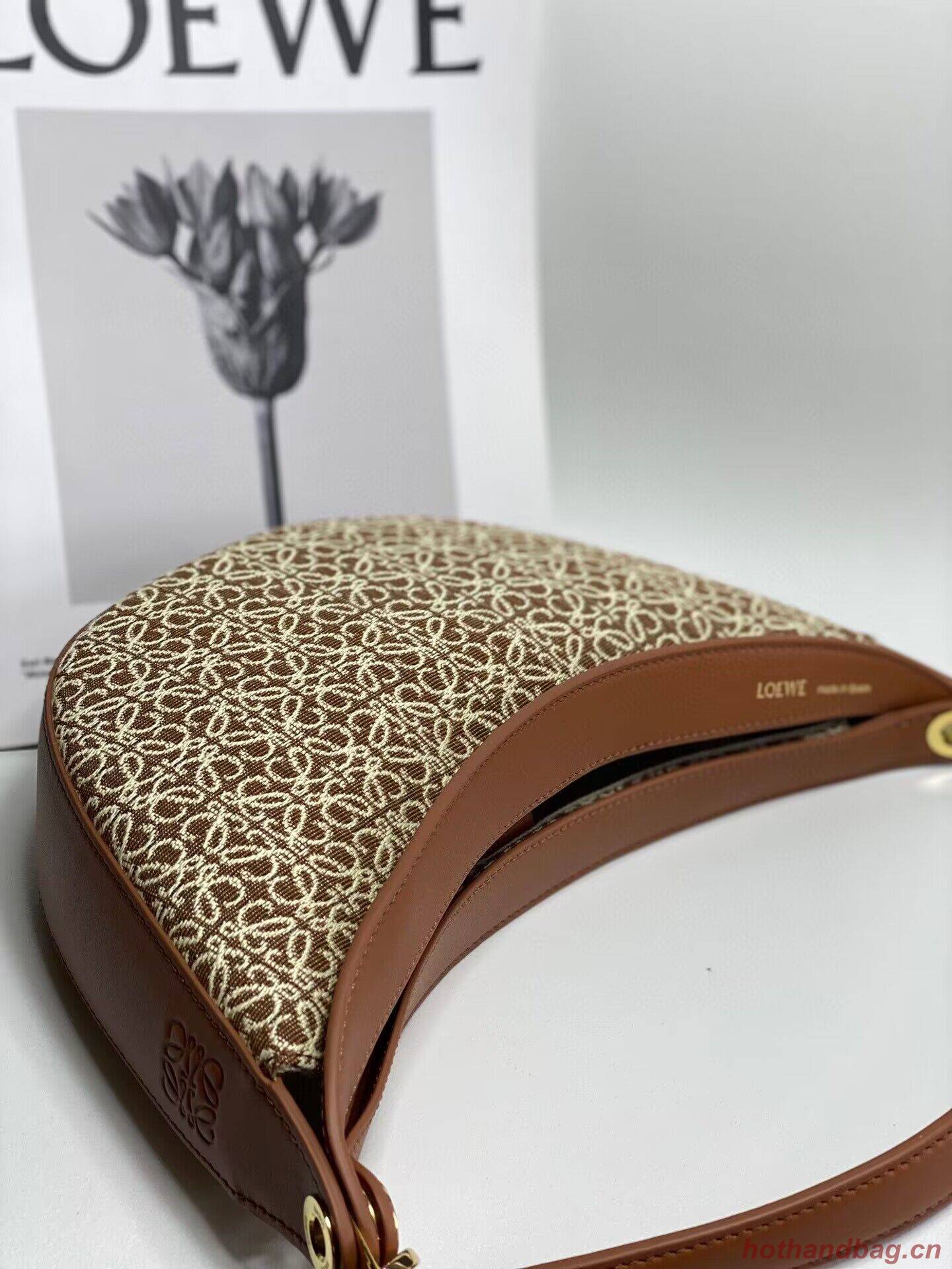 Loewe Original Leather Shoulder Handbag 3073 Brown Embroidery Loewe Original Leather Shoulder Handbag 3073 Brown Embroidery