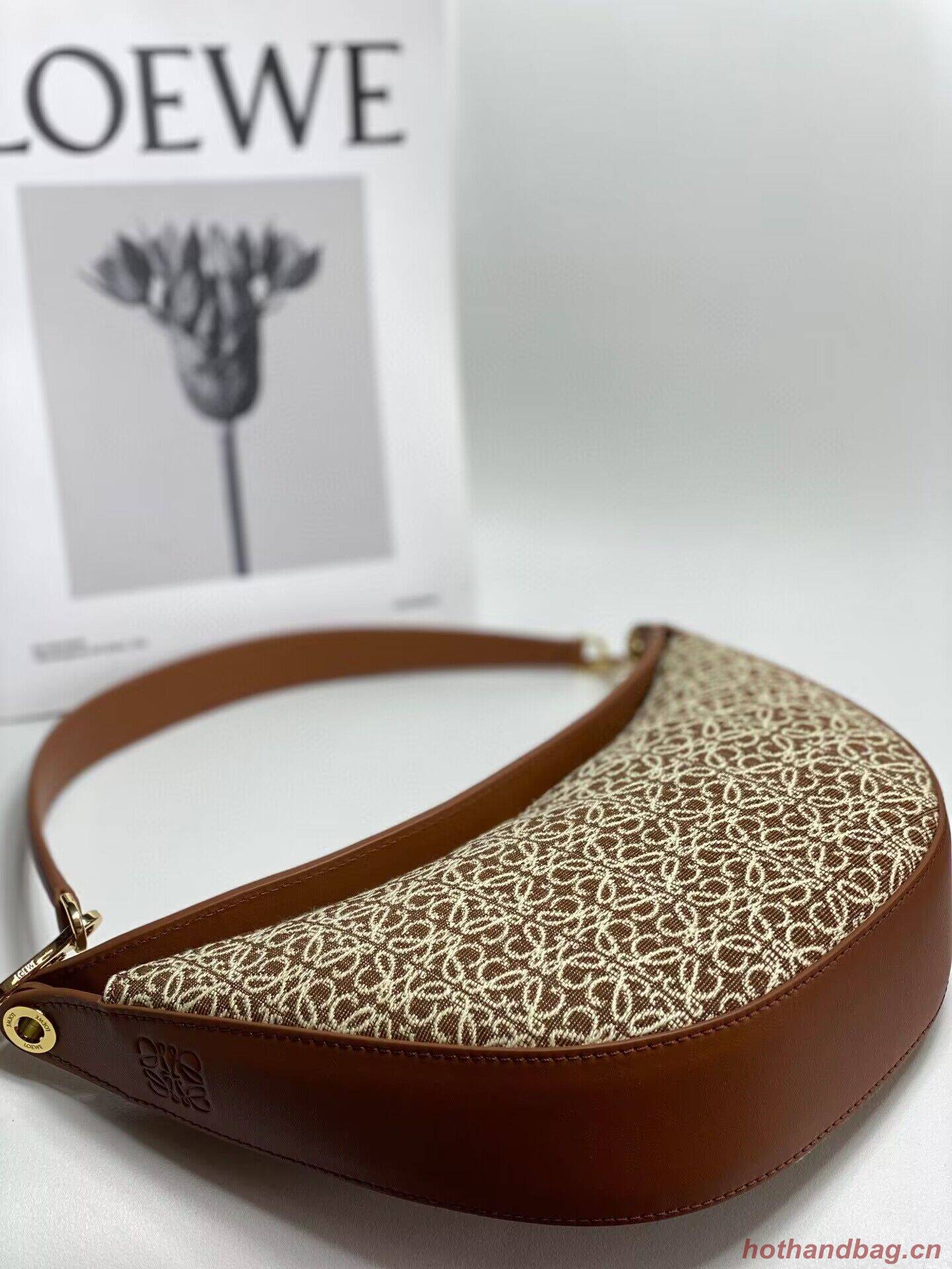 Loewe Original Leather Shoulder Handbag 3073 Brown Embroidery Loewe Original Leather Shoulder Handbag 3073 Brown Embroidery