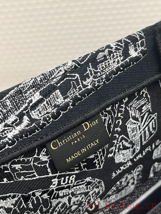 LARGE DIOR BOOK TOTE Black and White Plan de Paris Embroidery M1286ZOMP LARGE DIOR BOOK TOTE Black and White Plan de Paris Embroidery M1286ZOMP