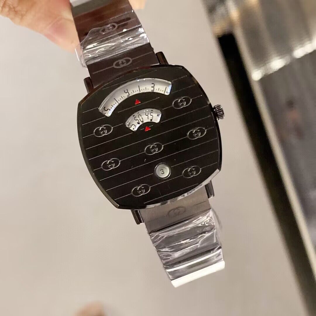 Gucci Couple Watch G42103 Gucci Couple Watch G42103