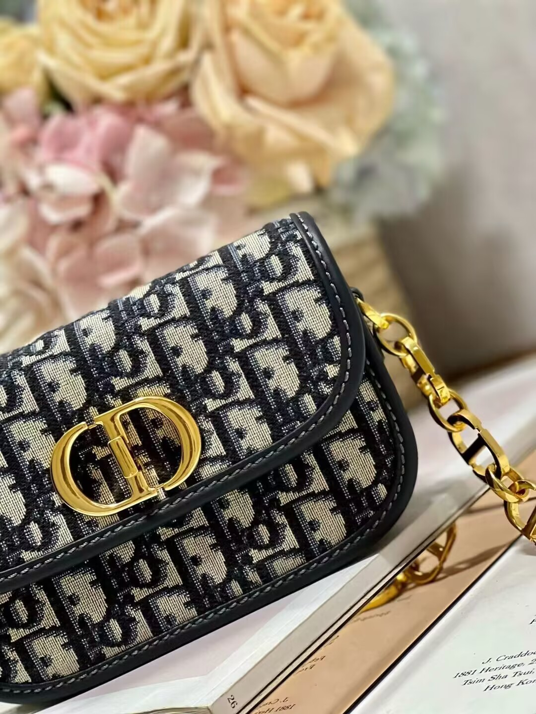 DIOR SMALL 30 MONTAIGNE AVENUE BAG Blue Dior Oblique Jacquard M9261UT DIOR SMALL 30 MONTAIGNE AVENUE BAG Blue Dior Oblique Jacquard M9261UT