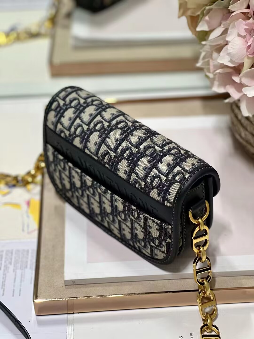 DIOR SMALL 30 MONTAIGNE AVENUE BAG Blue Dior Oblique Jacquard M9261UT DIOR SMALL 30 MONTAIGNE AVENUE BAG Blue Dior Oblique Jacquard M9261UT