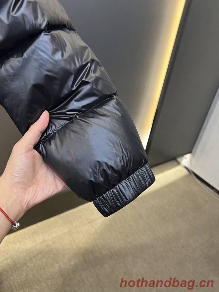 Moncler Top Quality Couple Down Coat MOY00210 Moncler Top Quality Couple Down Coat MOY00210