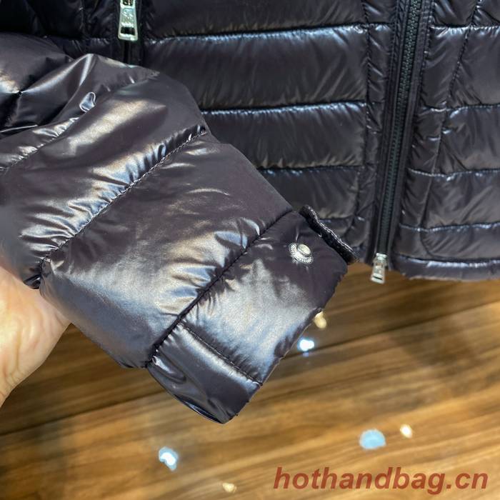 Moncler Top Quality Couple Down Coat MOY00215 Moncler Top Quality Couple Down Coat MOY00215