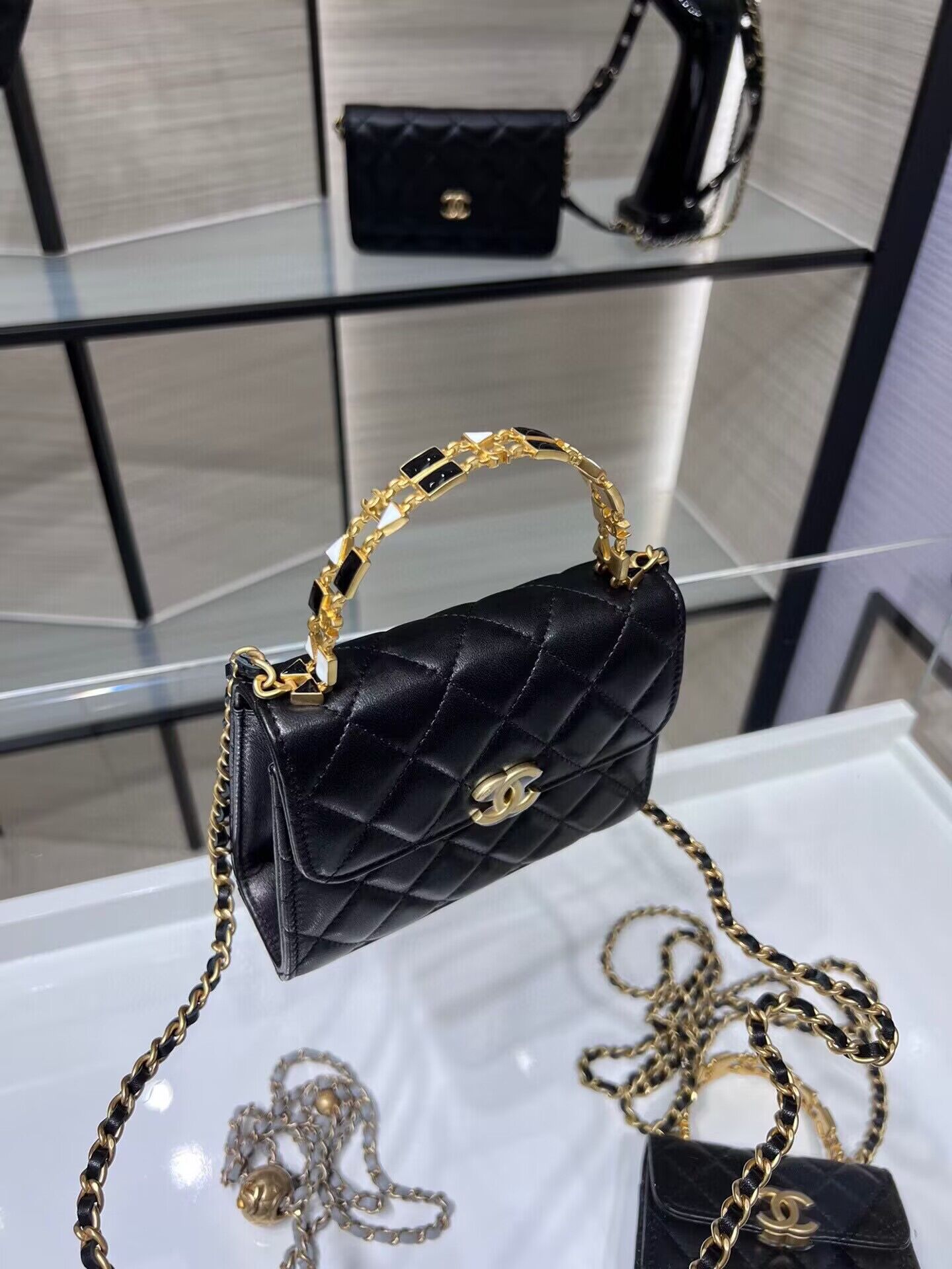 CHANEL 22B Kelly Top Handle Bag AP2945Y Black CHANEL 22B Kelly Top Handle Bag AP2945Y Black