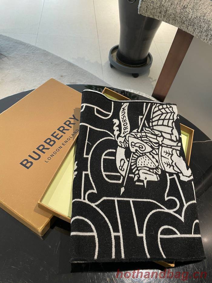Burberry Scarf BBC00147 Burberry Scarf BBC00147