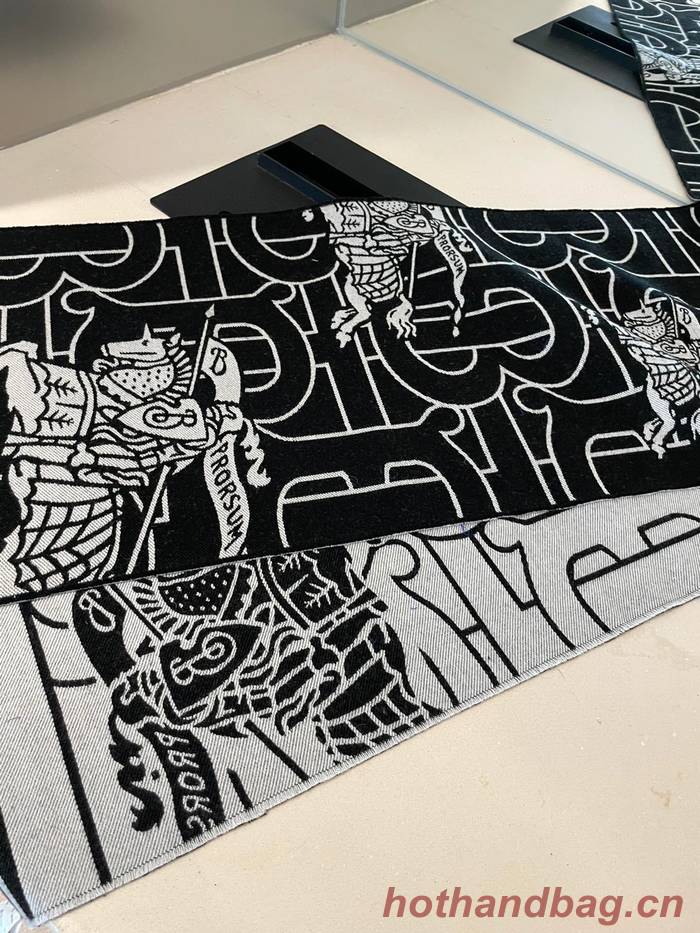 Burberry Scarf BBC00147 Burberry Scarf BBC00147