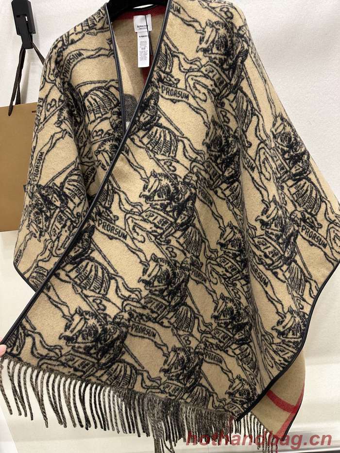Burberry Cloak BBC00158 Burberry Cloak BBC00158
