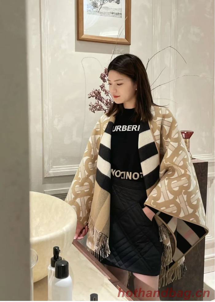 Burberry Cloak BBC00166 Burberry Cloak BBC00166